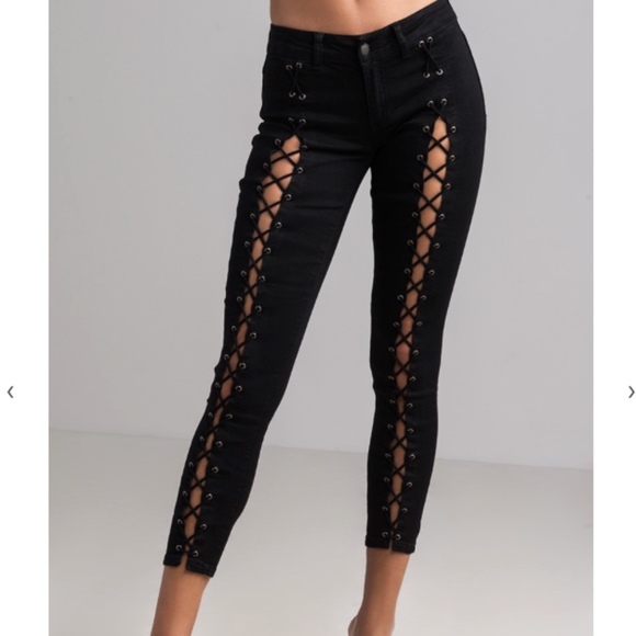 LACE IT UP Loretta Low Rise - Black Skinny Jeans - Picture 7 of 8